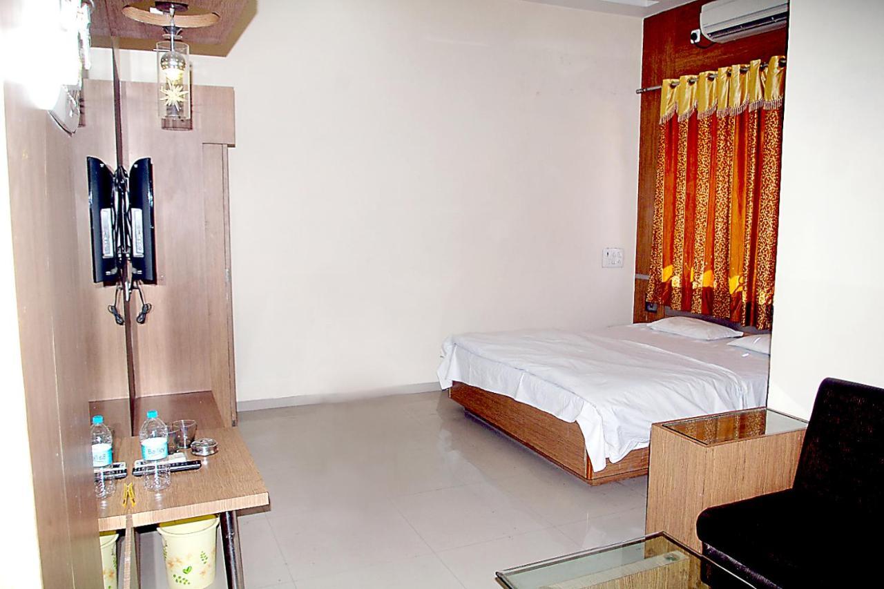 Chintamani Deluxe Yavatmal
